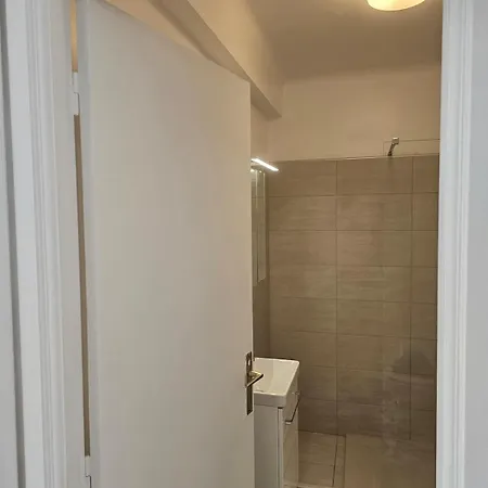 Apartment Waterfront In *